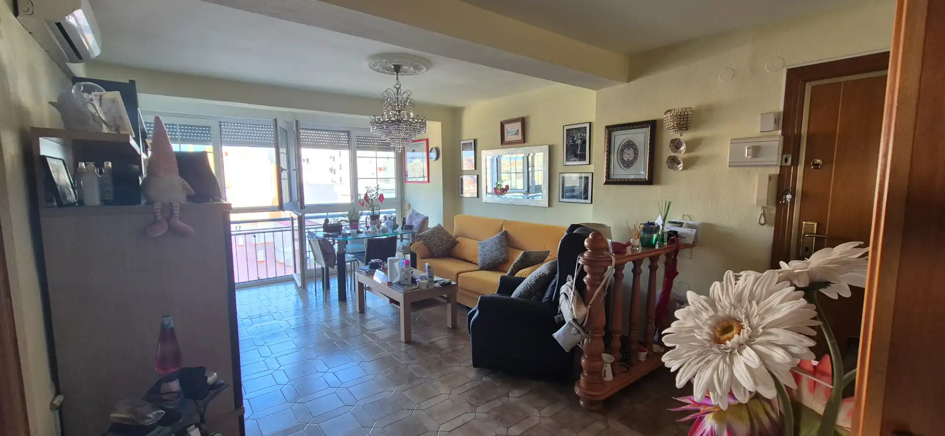 Piso en venta en Calle Hermanos Pinzón, Oliveros - Altamira