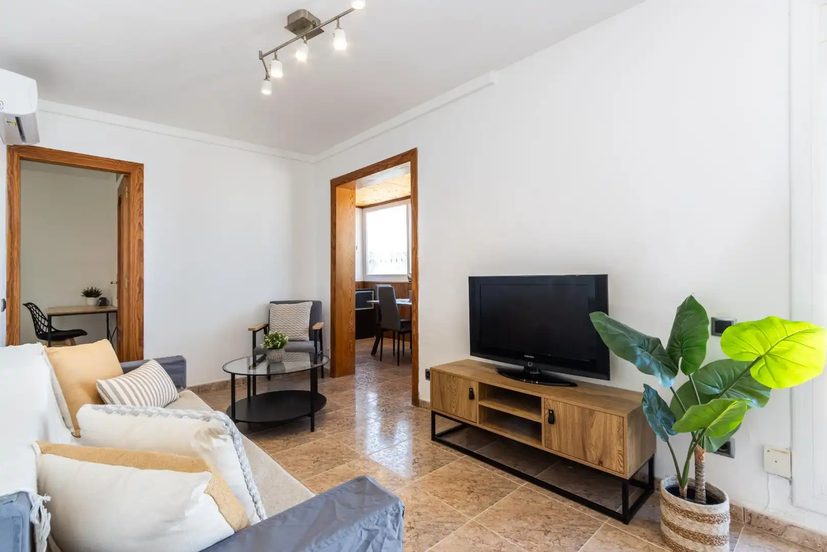 Wohnzimmer von Dachboden zum Verkauf in Terrassa mit Klimaanlage, Heizung und Terrasse