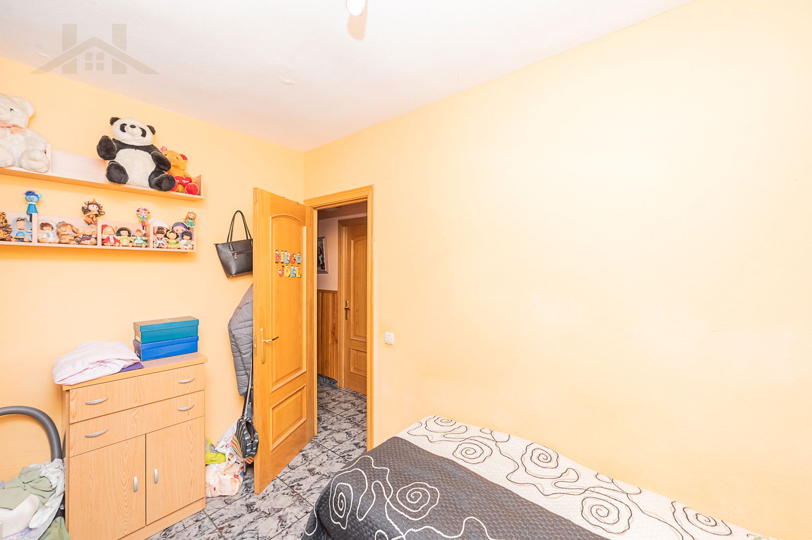 Dormitori de Pis en venda en Parla amb Moblat