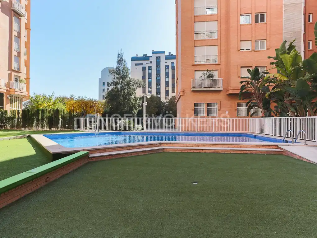 Piscina de Àtic de lloguer en Valencia amb Aire condicionat, Calefacció i Parquet