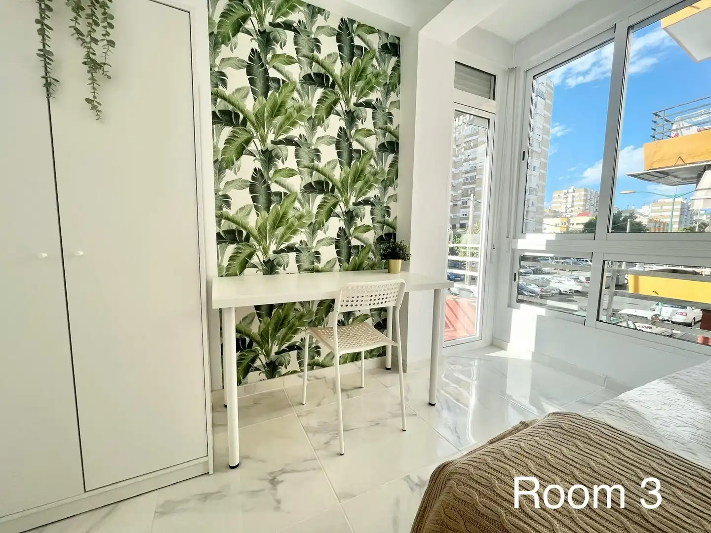 Terrasse von Wohnung zur untervermieten in Sevilla mit Möbliert, Waschmaschine und Fernseher