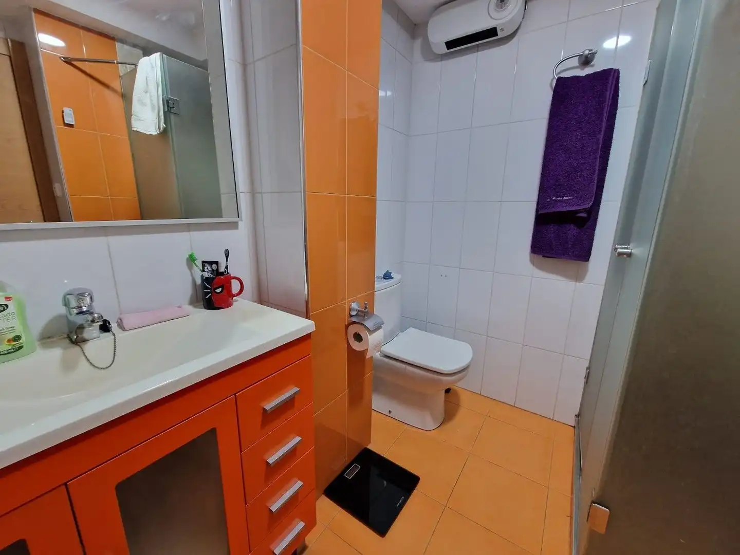 Baño de Piso en venta en Torrent con Aire acondicionado y Terraza
