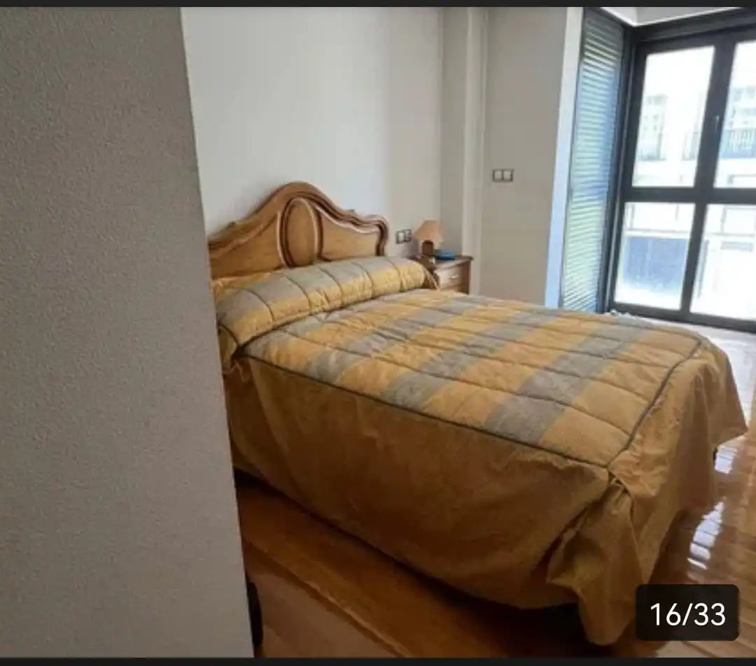 Bedroom of Flat for sale in Ourense Capital   with Heating, Parquet flooring and Furnished