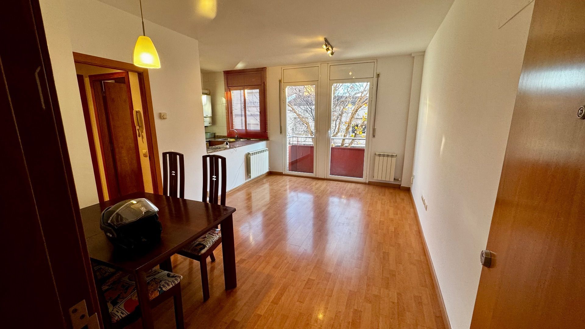 Vista exterior de Pis en venda en Terrassa amb Calefacció