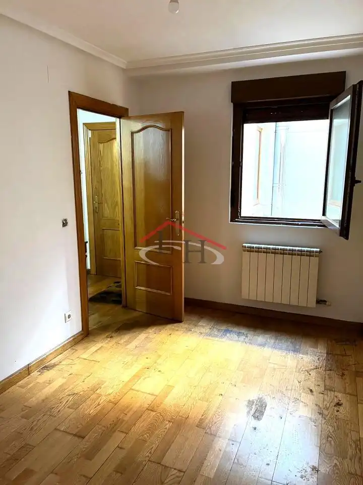 Apartament amb ascensor en venda a Cardiles, imagen 6