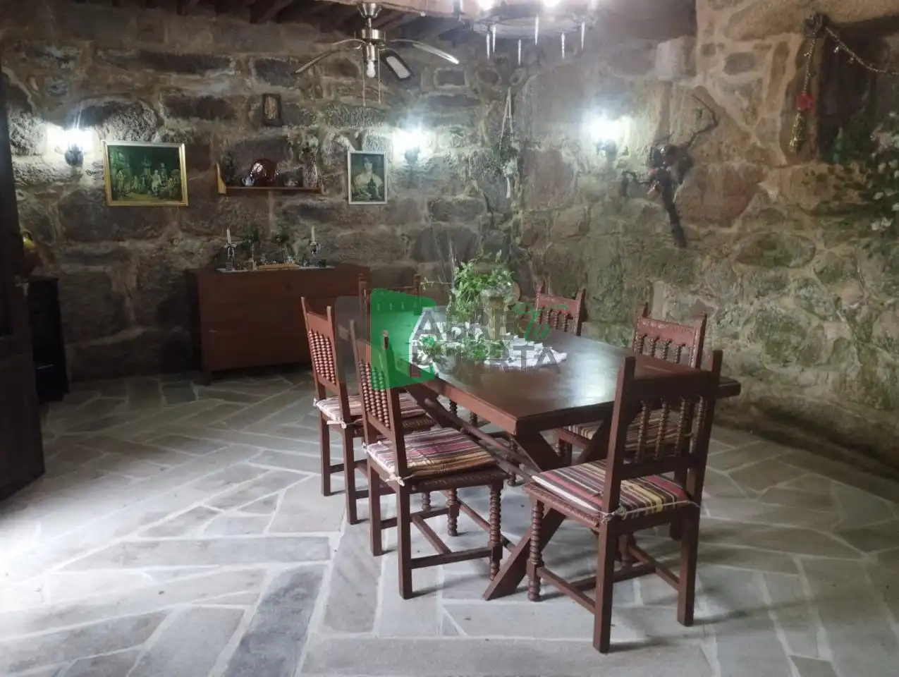 Comedor de Casa o chalet en venta en Punxín con Jardín privado, Amueblado y Balcón