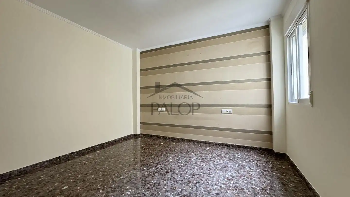 Living room of Attic for sale in Carcaixent  with Balcony