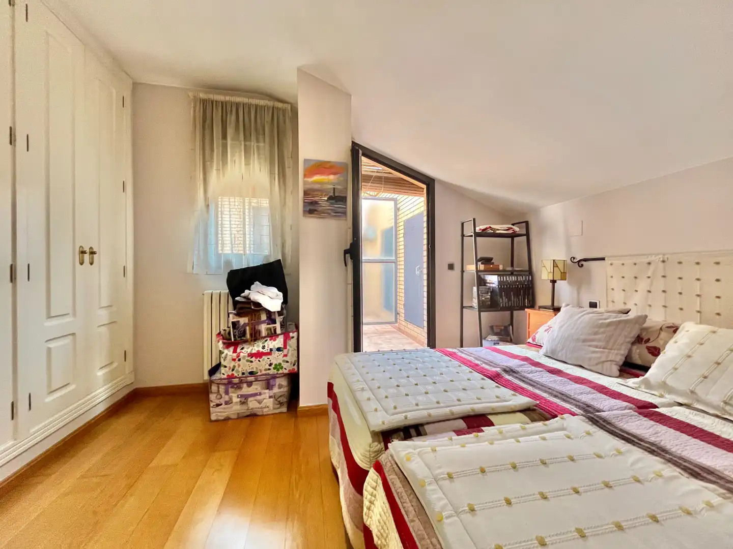 Schlafzimmer von Maisonette zum Verkauf in Zaragoza mit Klimaanlage, Heizung und Parkett