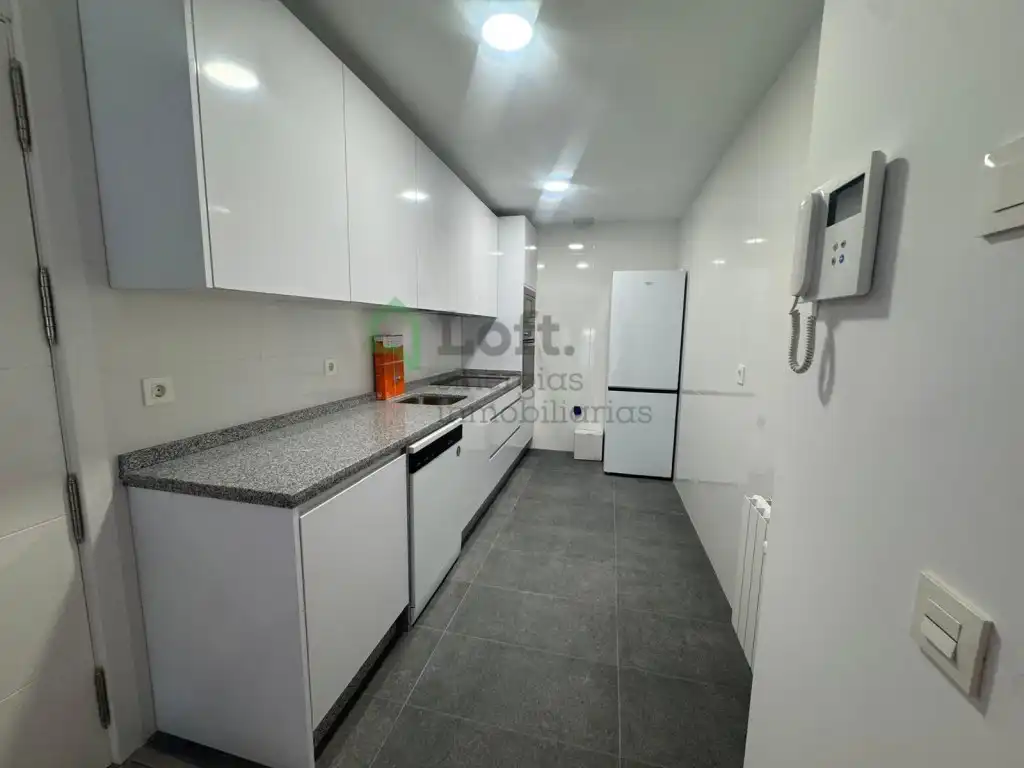 Apartament de lloguer a Maria Auxiliadora - Barriada de Llera