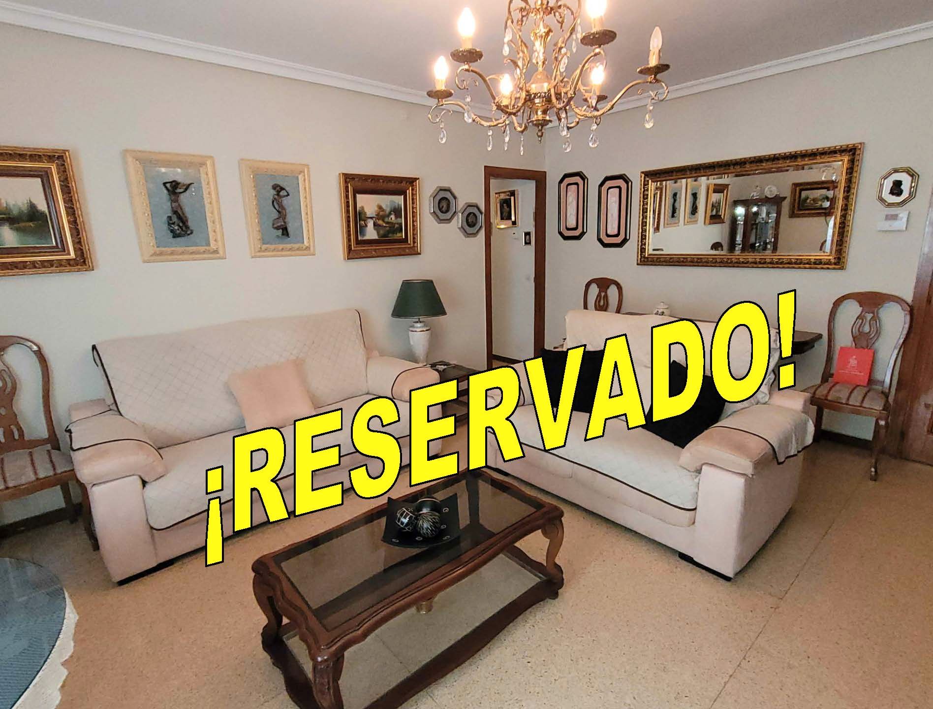 Living room of Flat for sale in Medina del Campo  with Heating, Furnished and Washing machine