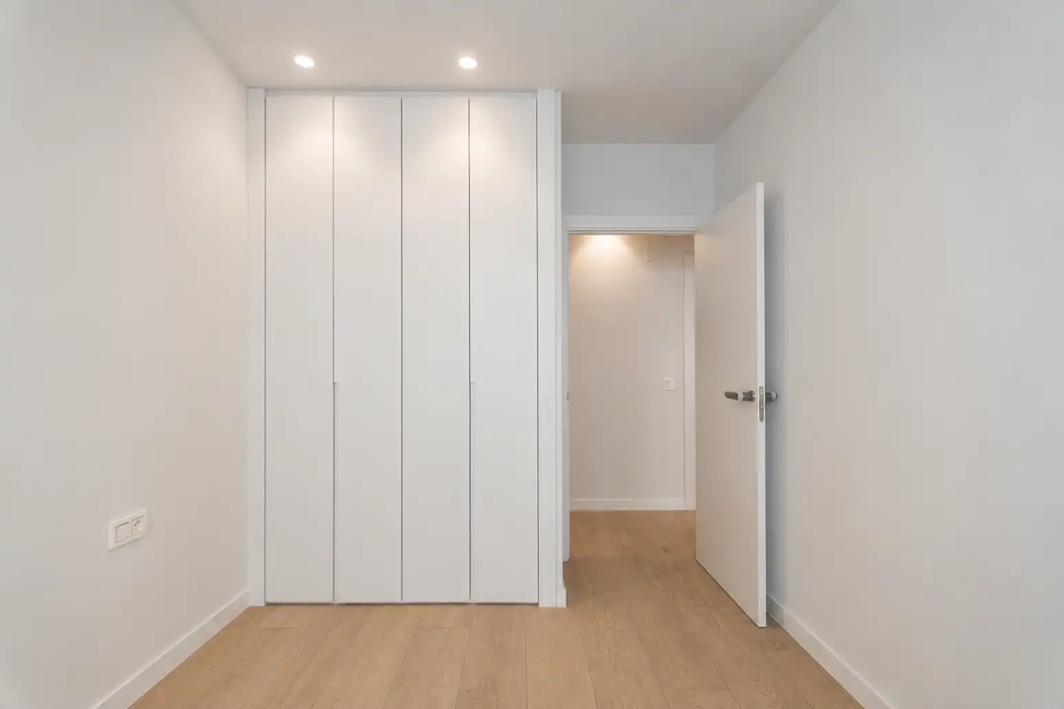 Schlafzimmer von Wohnung zur Miete in  Pamplona / Iruña mit Heizung, Privatgarten und Terrasse