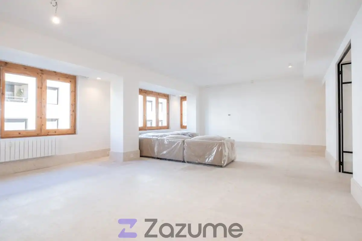 Sala de estar de Piso de alquiler en Zaragoza con Aire acondicionado, Calefacción y Horno