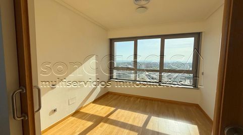 Foto 2 de Piso de alquiler en Dulce Chacon, Virgen del Cortijo - Manoteras, Madrid Capital