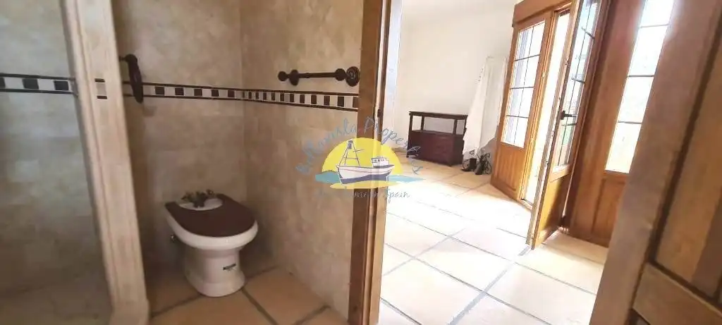 Badezimmer von Country house zum Verkauf in Cartagena mit Privatgarten, Schwimmbad und Möbliert
