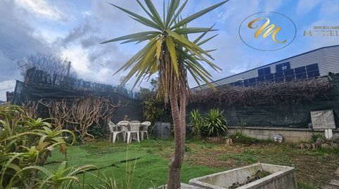 Foto 2 de Casa adosada en venta en Etxebarri, Bizkaia