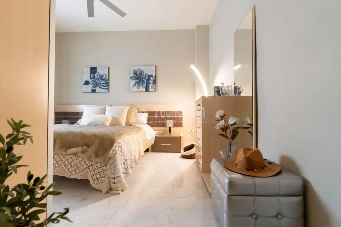 Bedroom of Flat for sale in Santa Cruz de Tenerife  with Air Conditioner, Heating and Terrace