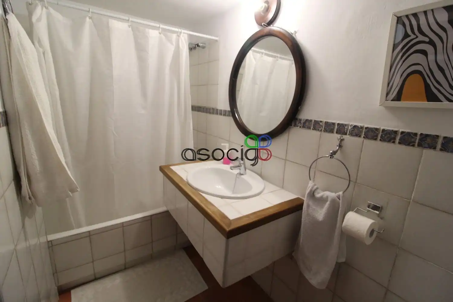 Baño de Casa o chalet en venta en Heras de Ayuso con Jardín privado, Terraza y Piscina