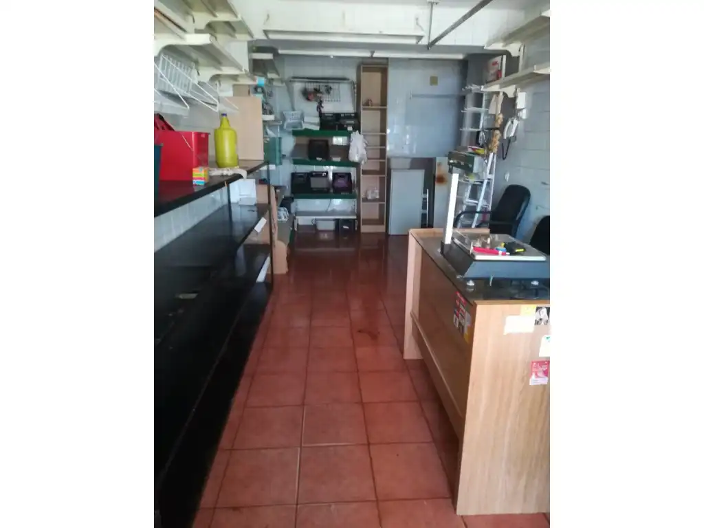 Local comercial en venda a Avenida Sol Del