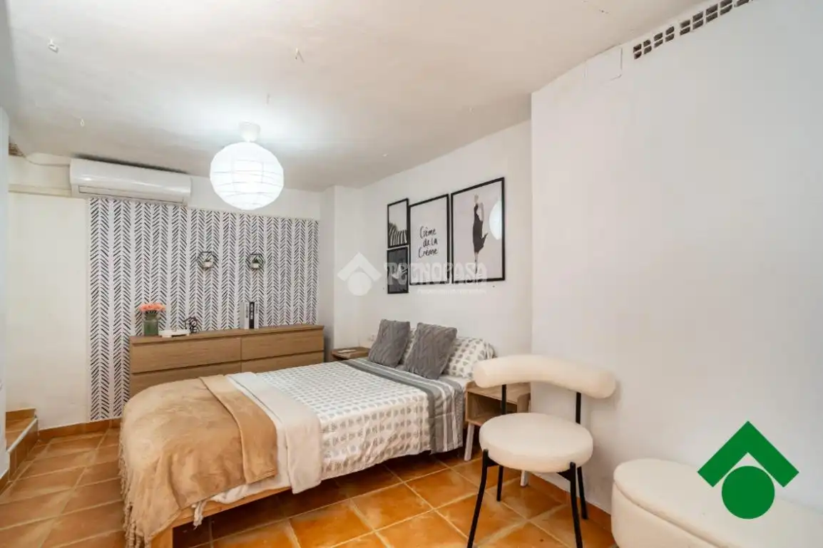 Dormitori de Casa adosada en venda en Íllora