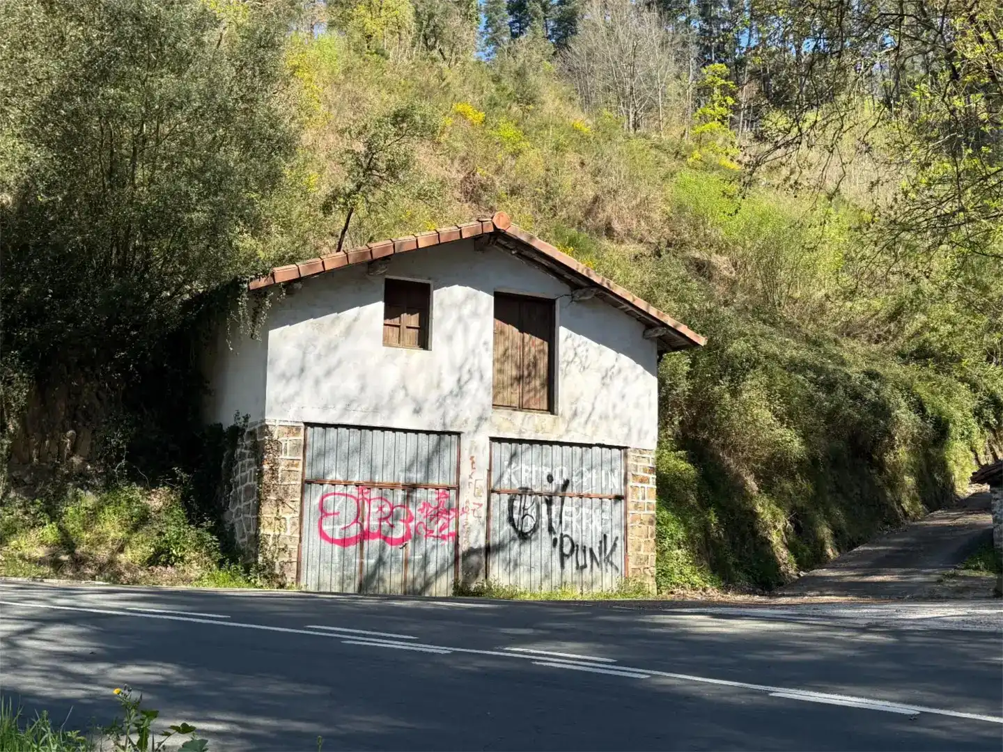 Vista exterior de Casa adosada en venda en Gabiria