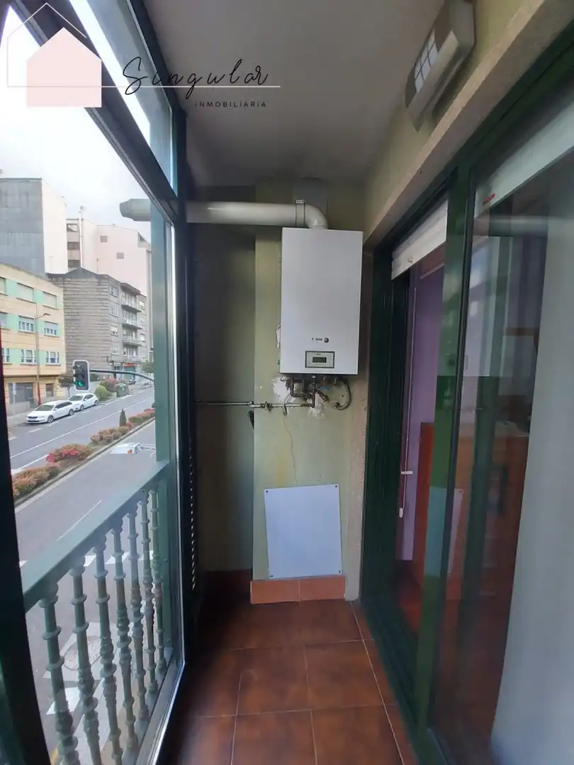 Außenansicht von Wohnung zur Miete in Vigo  mit Heizung, Parkett und Terrasse