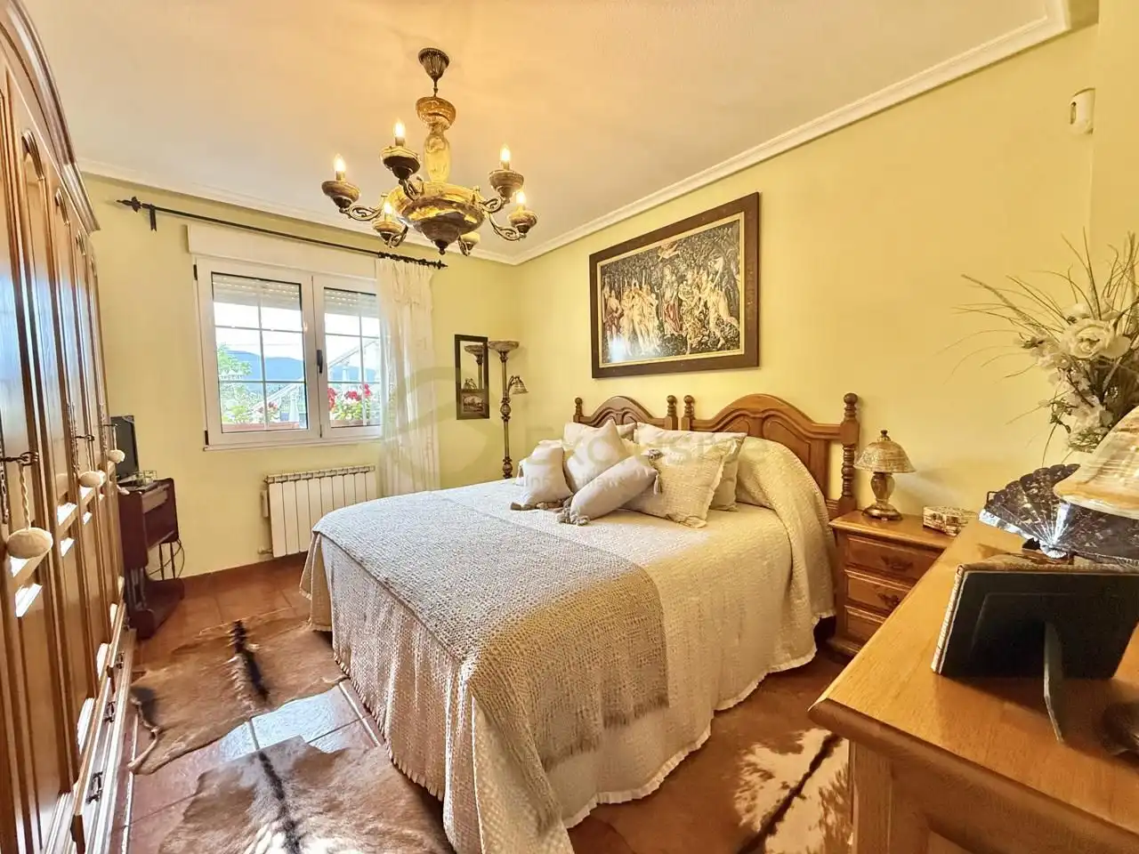 Habitación de Casa o chalet en venta en Castrillón con Calefacción, Jardín privado y Parquet