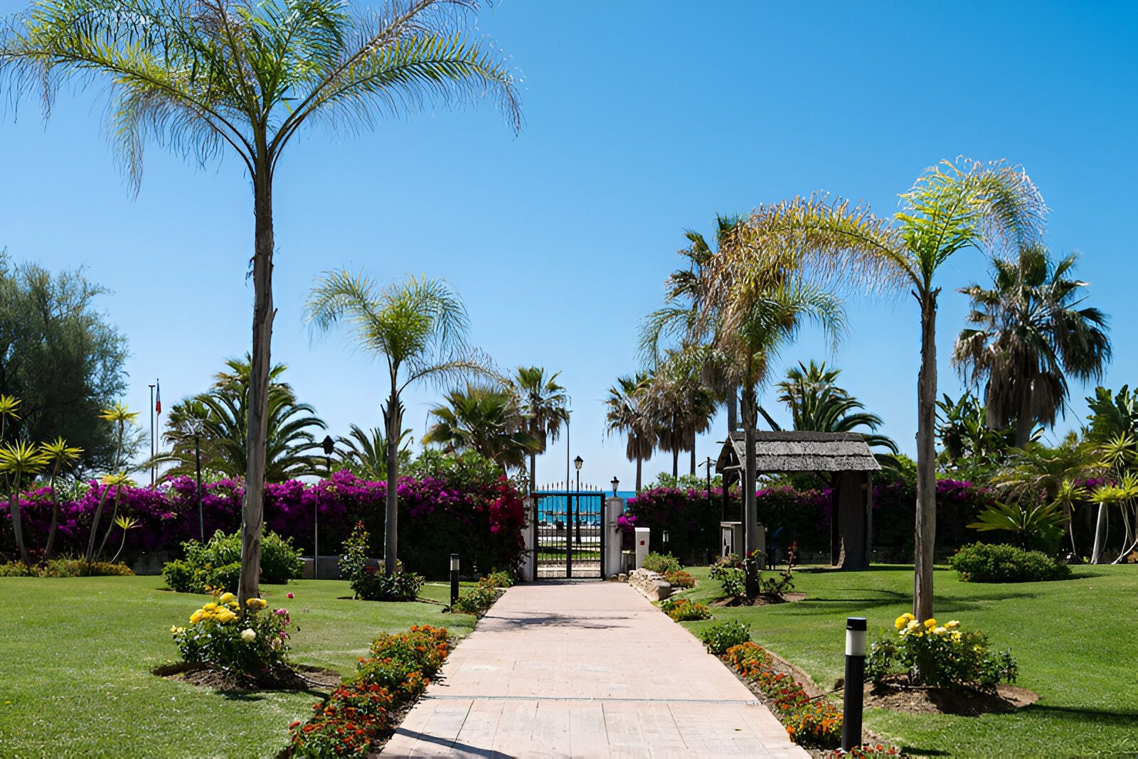 Jardí de Planta baixa en venda en Marbella amb Aire condicionat, Terrassa i Traster