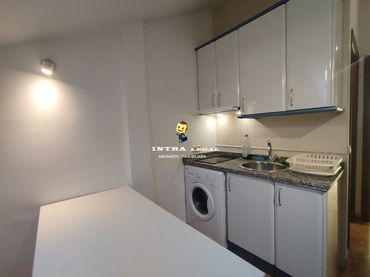 Apartment to rent in Compañia, de La