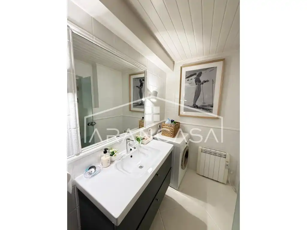 Bathroom of Apartments for sale in Naut Aran