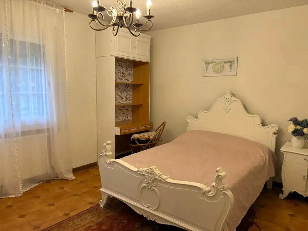 Habitación de Finca rústica en venta en El Escorial con Calefacción y Jardín privado