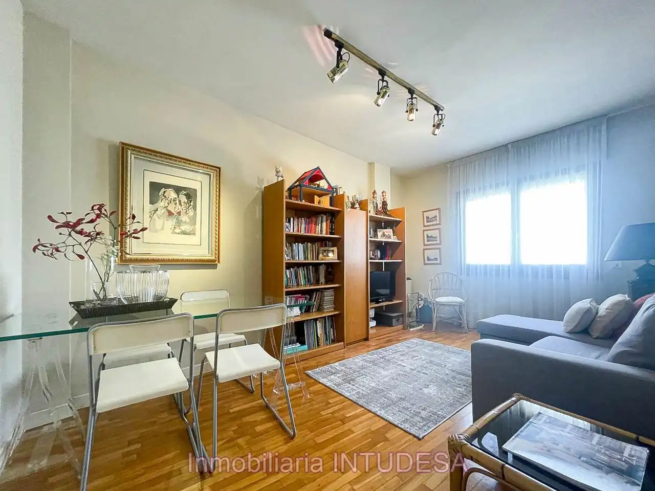 Dúplex en venta en Capuchinos, Centro