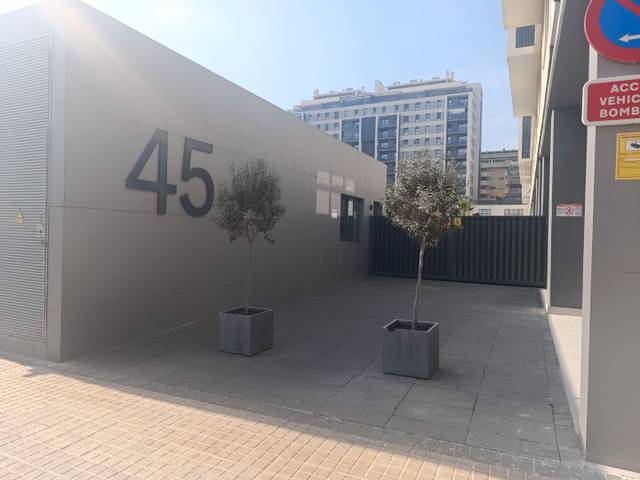 Oficina en Alquiler en Avinguda del Mestre Rodrigo, 45 en Nou Campanar