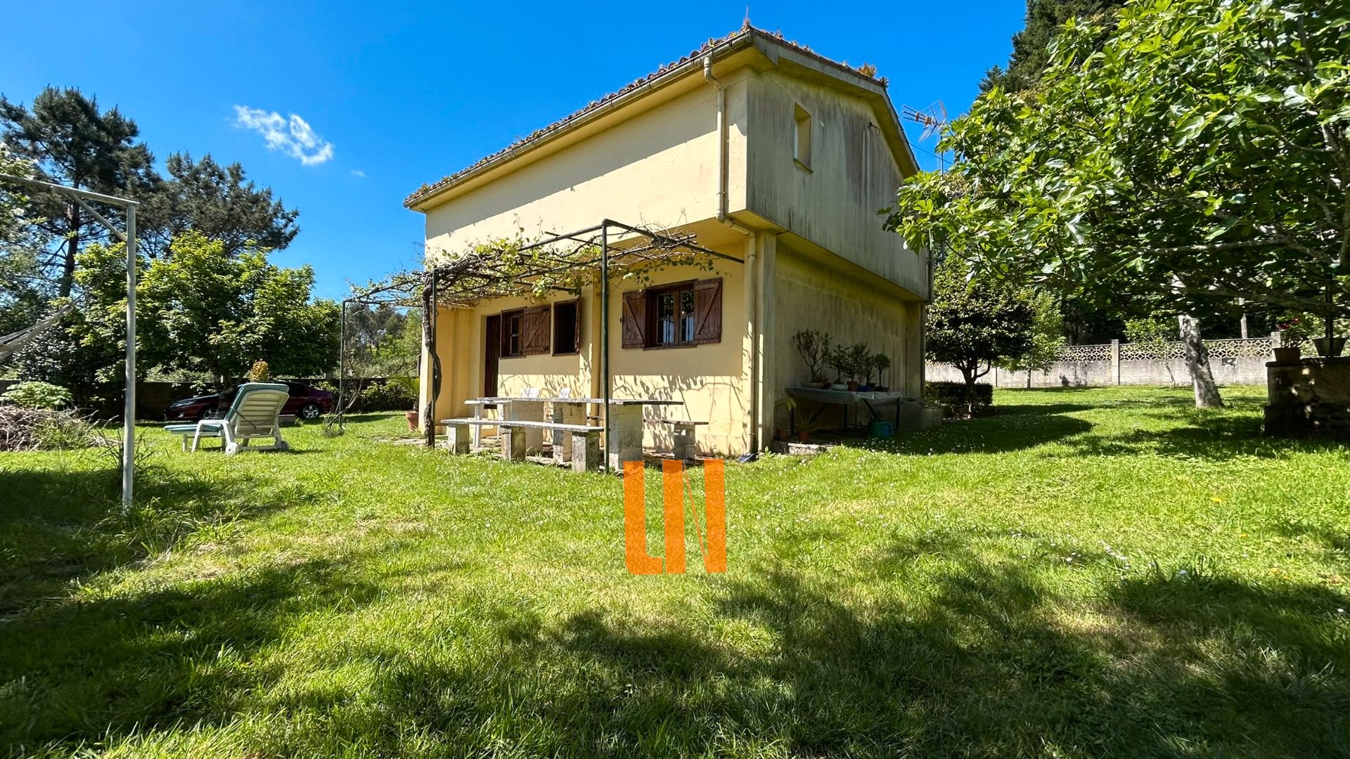 Jardí de Casa o xalet en venda en Bergondo amb Jardí privat, Traster i Forn