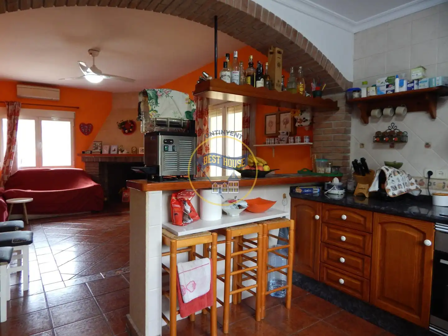 Cuina de Casa o xalet en venda en Ontinyent amb Calefacció, Jardí privat i Terrassa