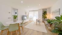 Living room of Flat for sale in  Madrid Capital  with Terrace and Swimming Pool