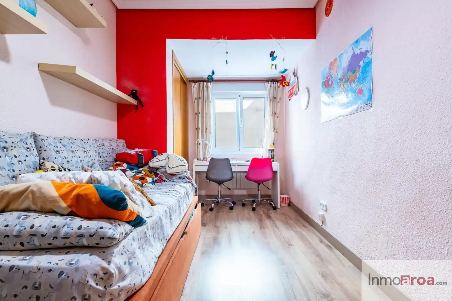 Habitación de Piso en venta en L'Eliana con Calefacción y Balcón