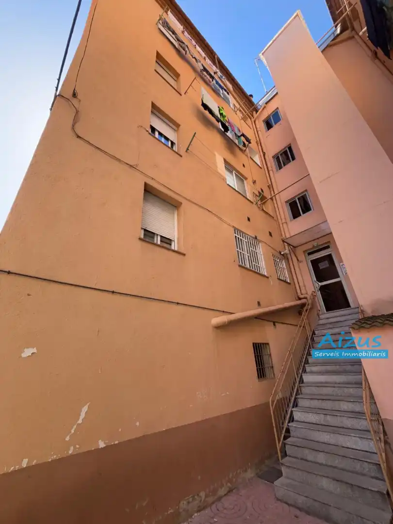 Wohnung zum Verkauf in Col.legis Nous, imagen 2
