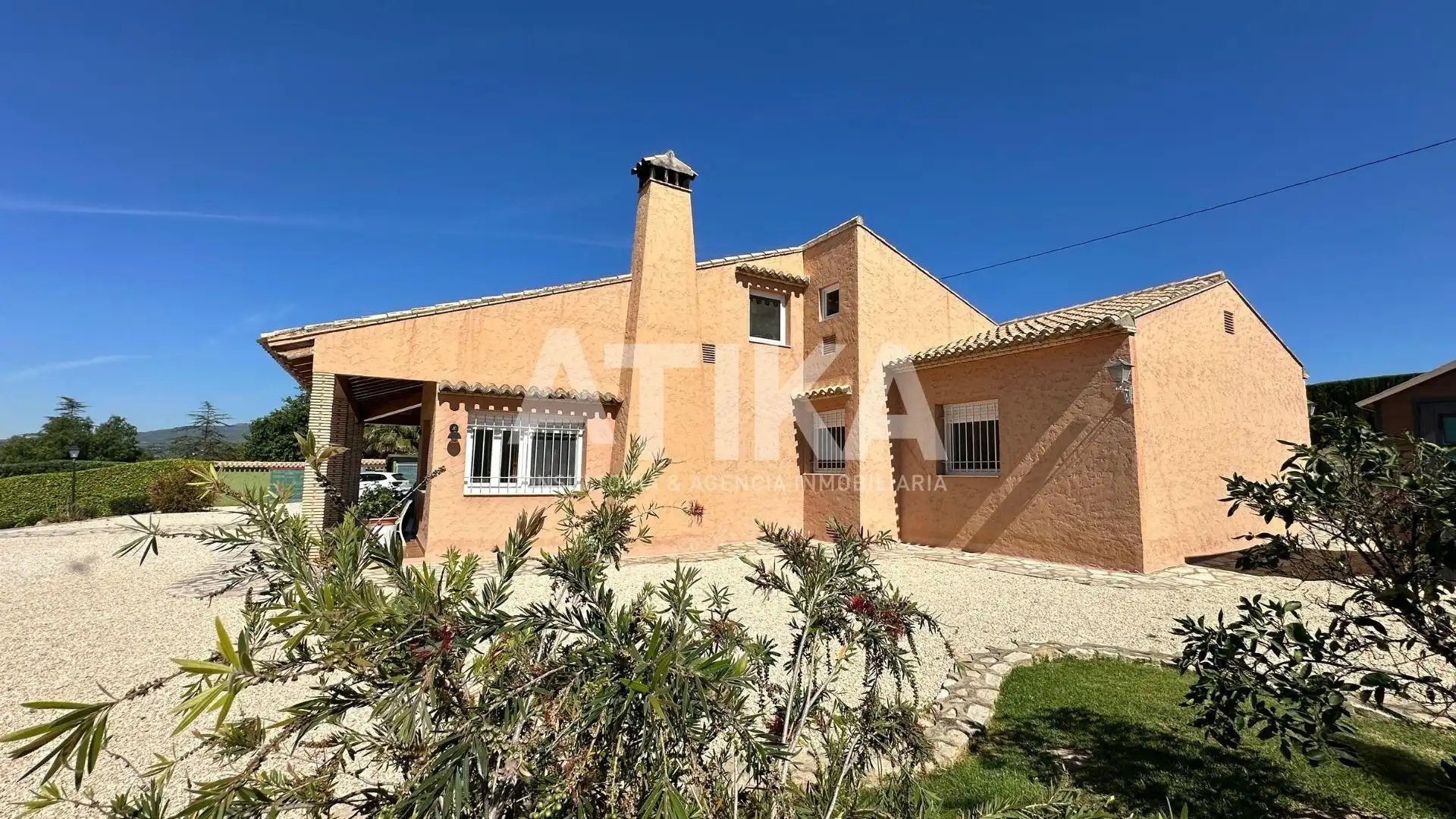 Vista exterior de Casa o chalet en venta en Agullent con Calefacción, Terraza y Trastero
