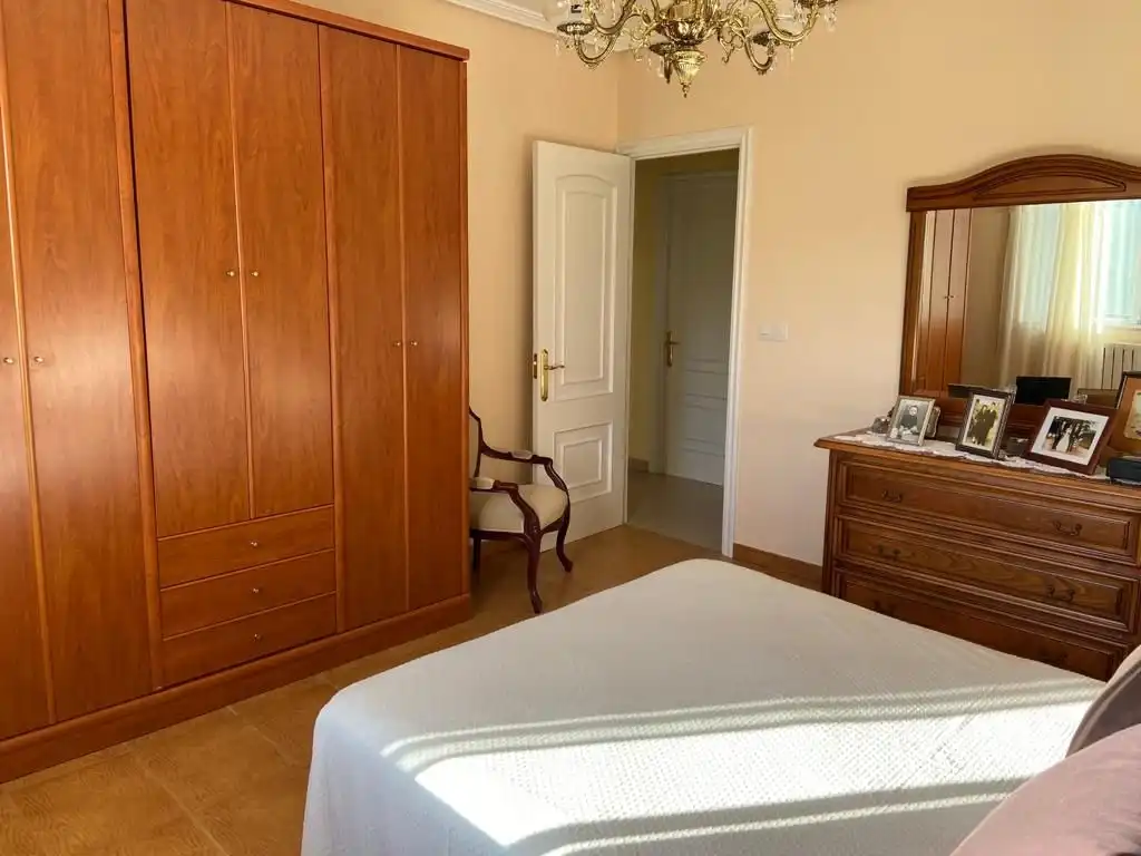 Habitación de Casa o chalet en venta en Ferrol con Calefacción, Jardín privado y Terraza