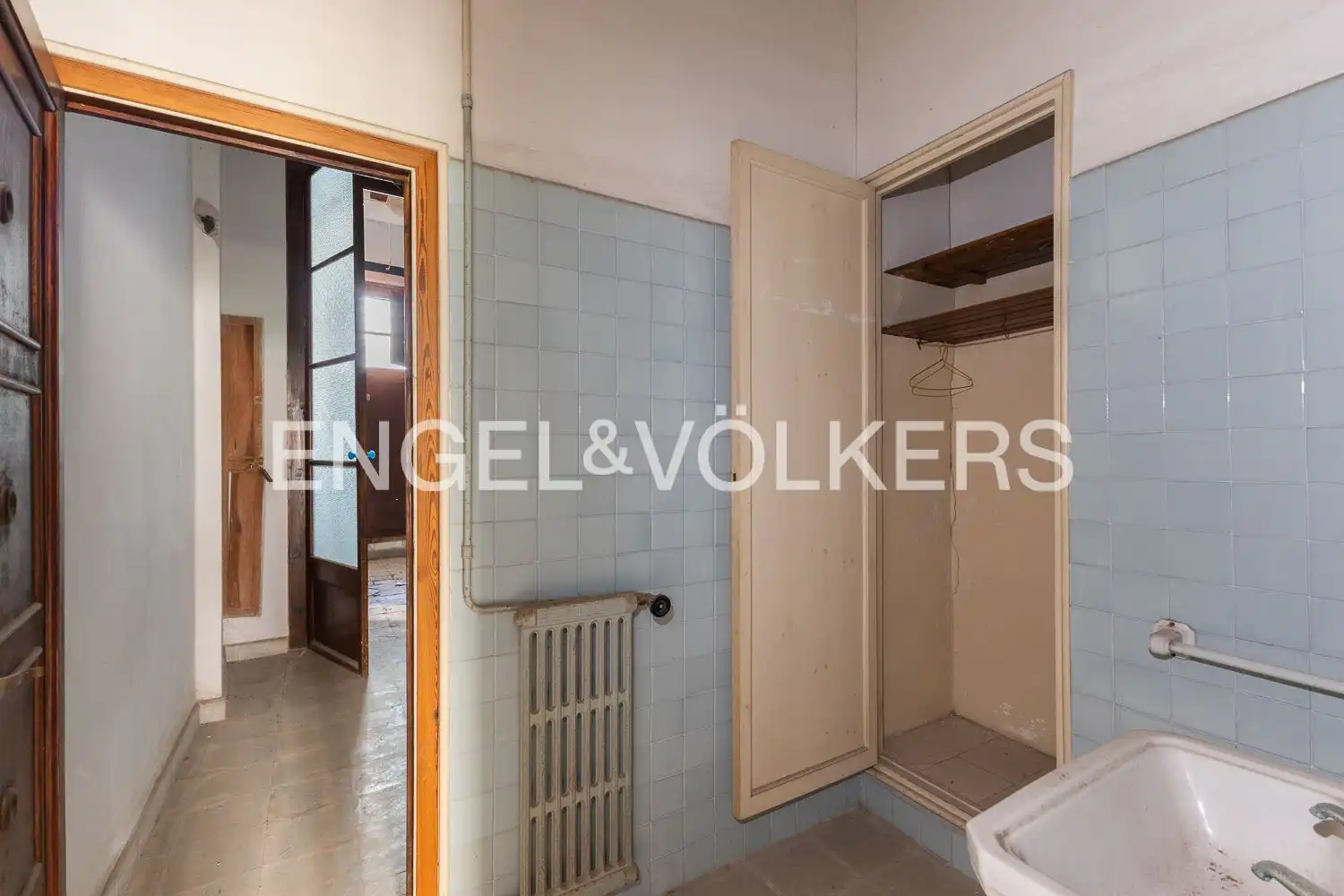 Houses for sale in Sueca  with Heating, Terrace and Balcony