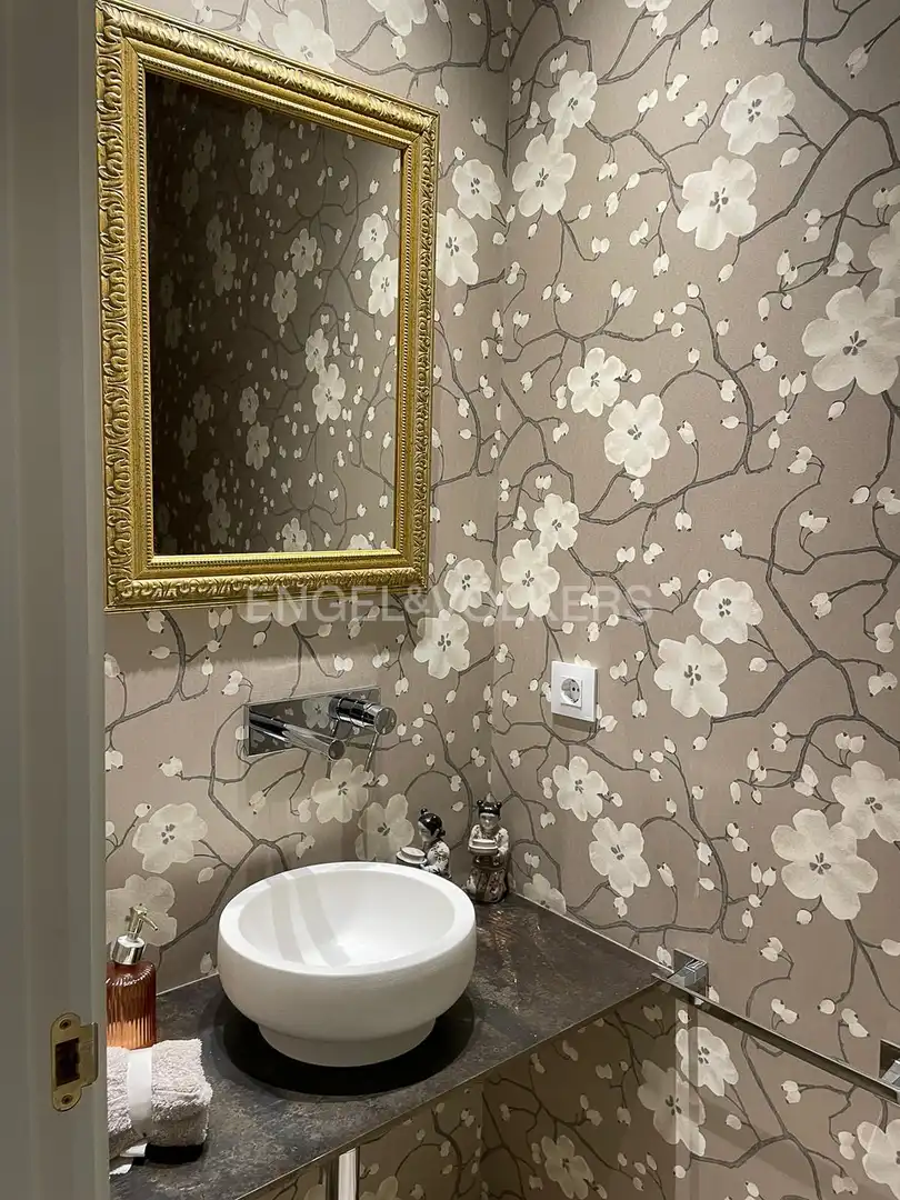 Bathroom of Flat for sale in Madrid  with Heating and Storage room