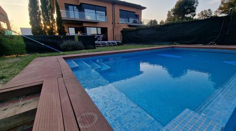 Foto 2 de Casa adosada de alquiler en Montilivi, Girona Capital