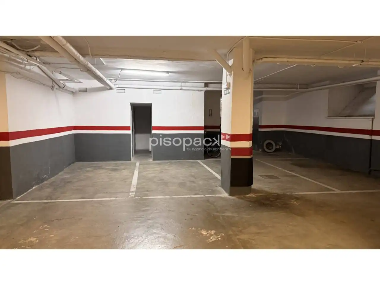 Parking de Piso en venta en  Pamplona / Iruña con Aire acondicionado, Terraza y Trastero