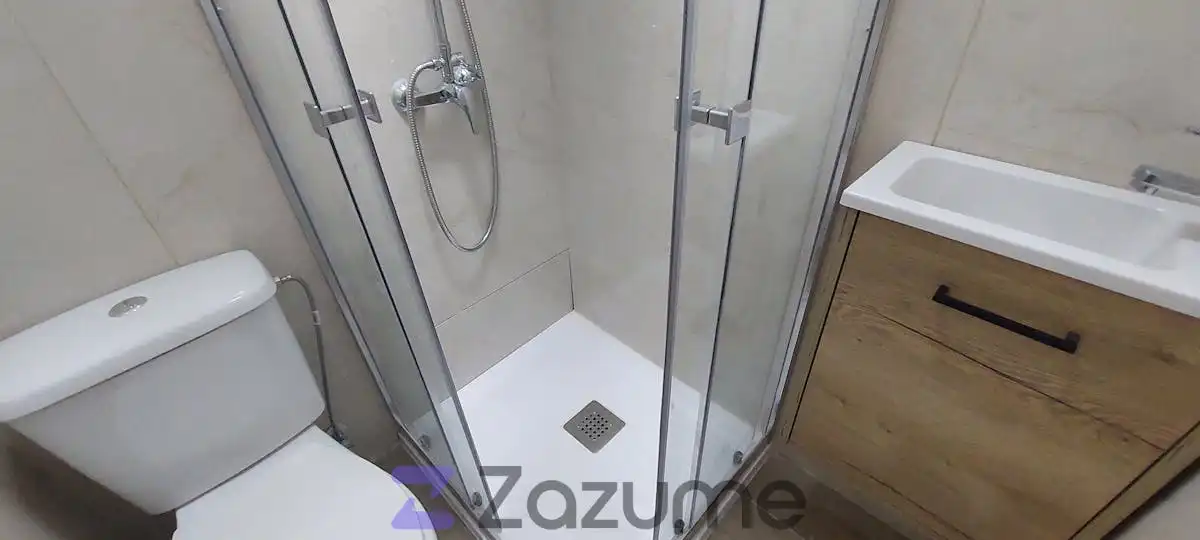 Baño de Piso de alquiler en Madrid con Aire acondicionado, Calefacción y Horno