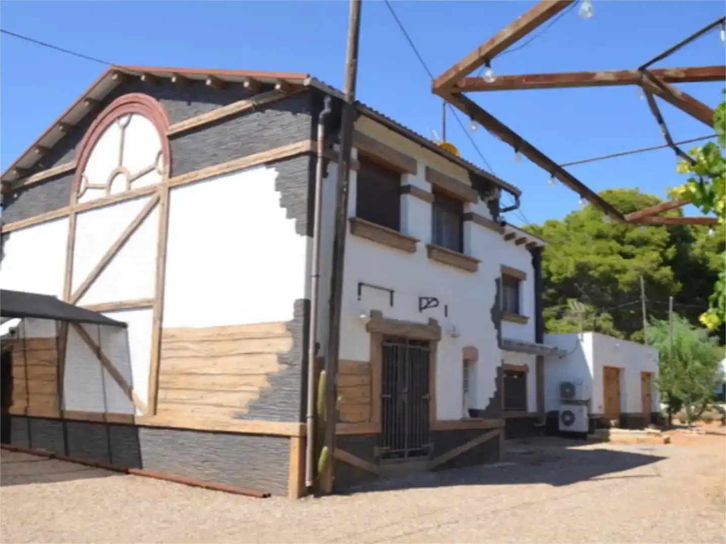 Vista exterior de Finca rústica en venda en Vila-seca amb Aire condicionat, Jardí privat i Traster