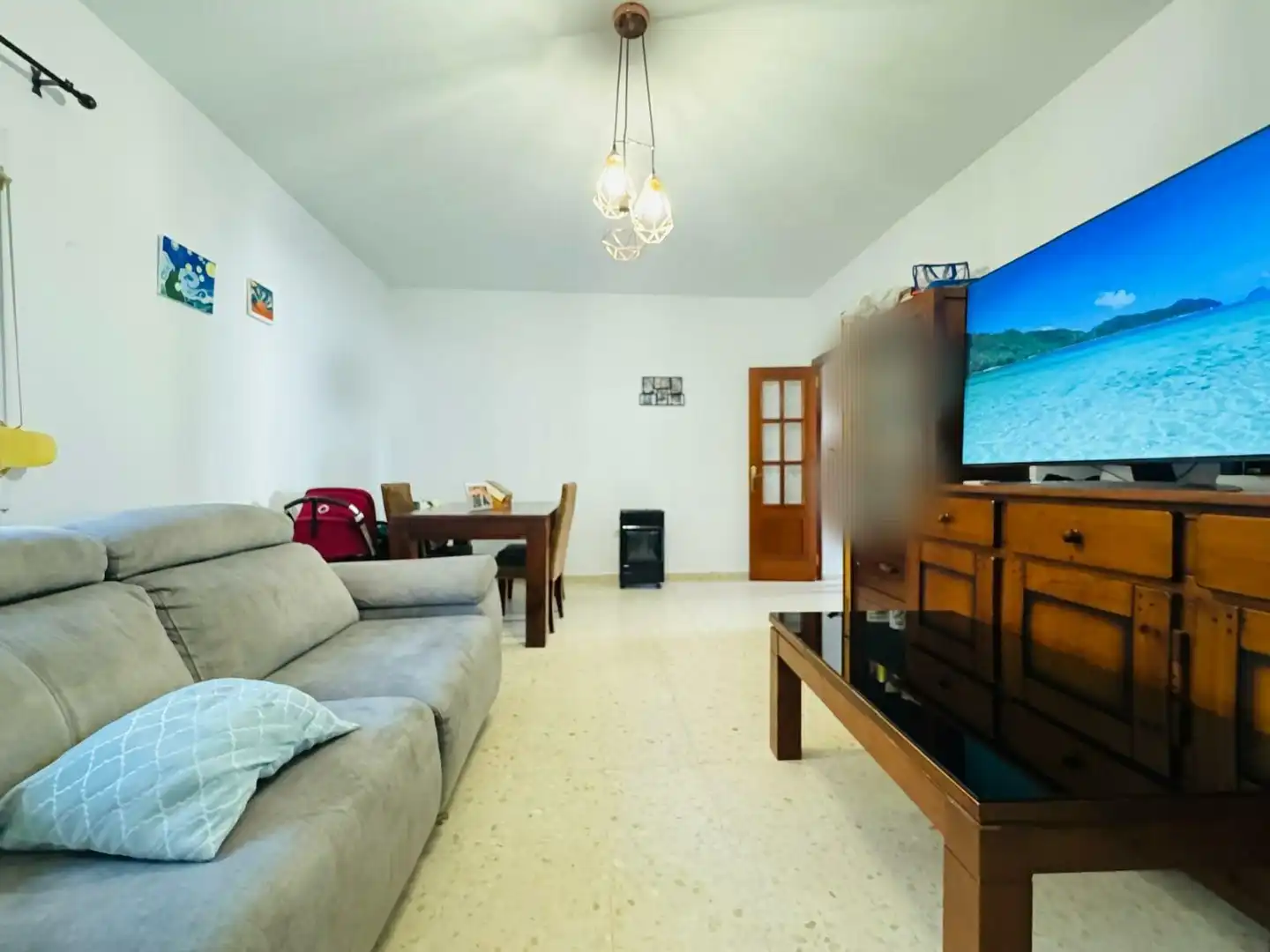 Living room of Houses for sale in Algeciras  with Storage room
