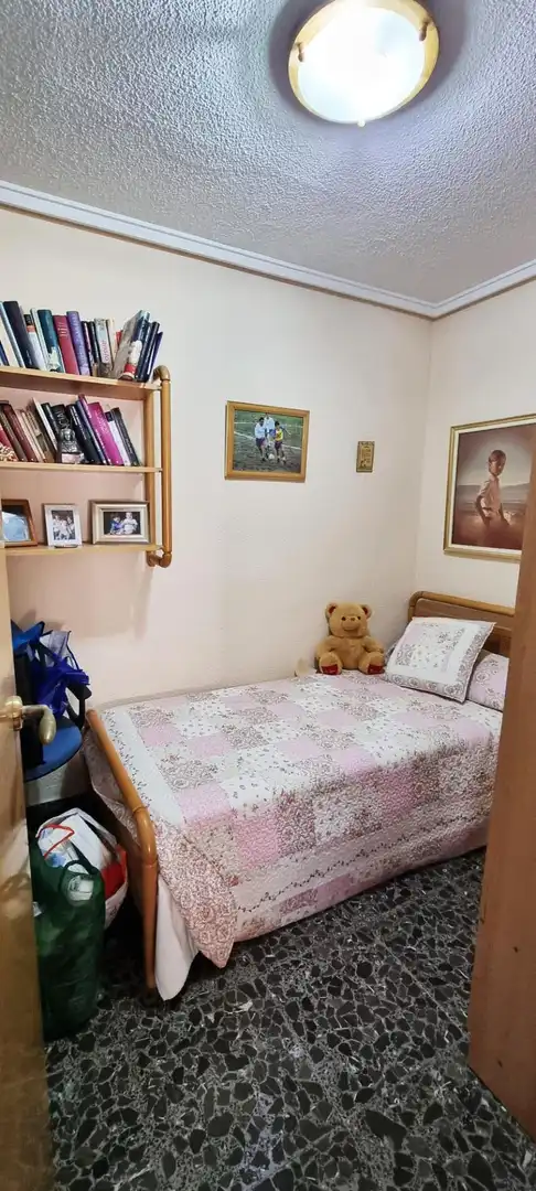 Schlafzimmer von Wohnung zum Verkauf in Elche / Elx