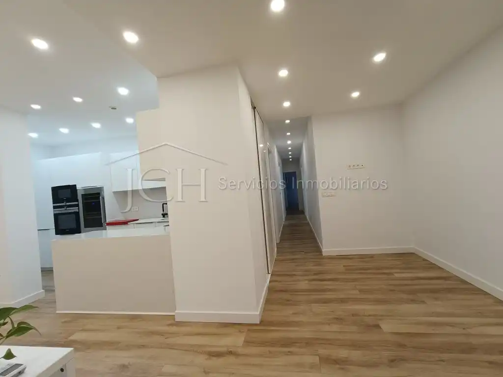 Piso en venta en Fuengirola con Piscina, Horno y Lavadora
