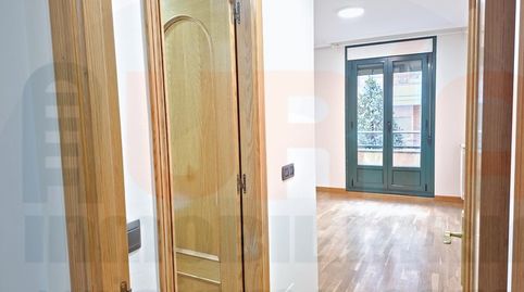 Foto 2 de Piso de alquiler en Calle Manuel Pedregal, Salesas - Foncalada - Campoamor, Oviedo