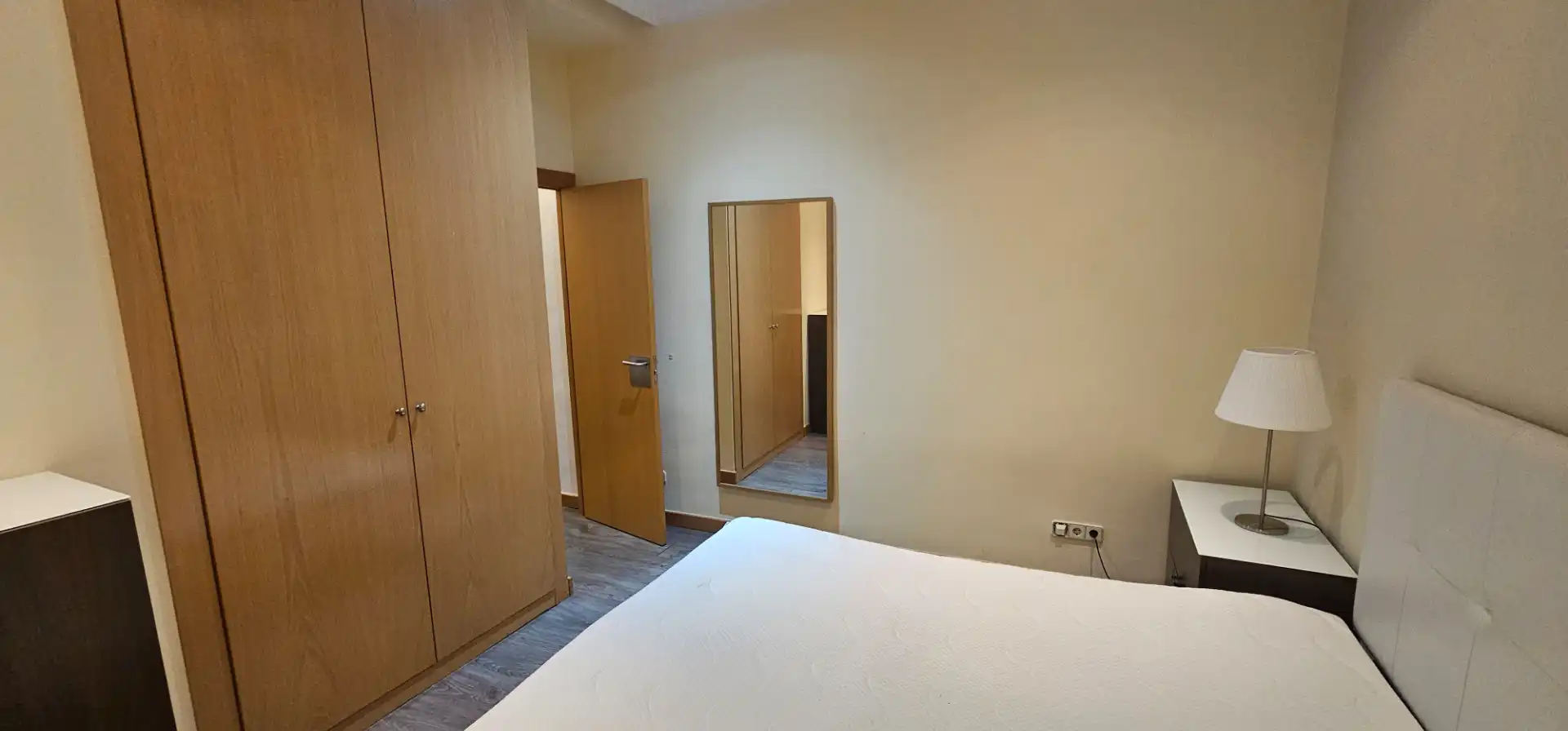 Bedroom of Flat for rent in Madrid  with Air Conditioner, Heating and Furnished